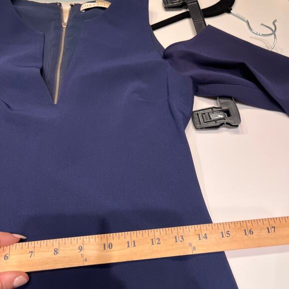 Alice + Olivia Navy Blue Cold Shoulder Niko Sheath Dress Sz 6 - Picture 9 of 11